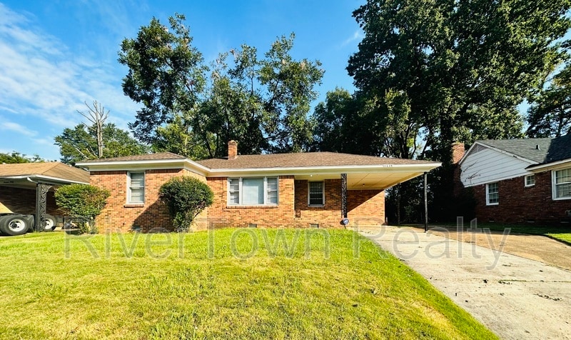 1436 Whitney Ave in Memphis, TN - Building Photo