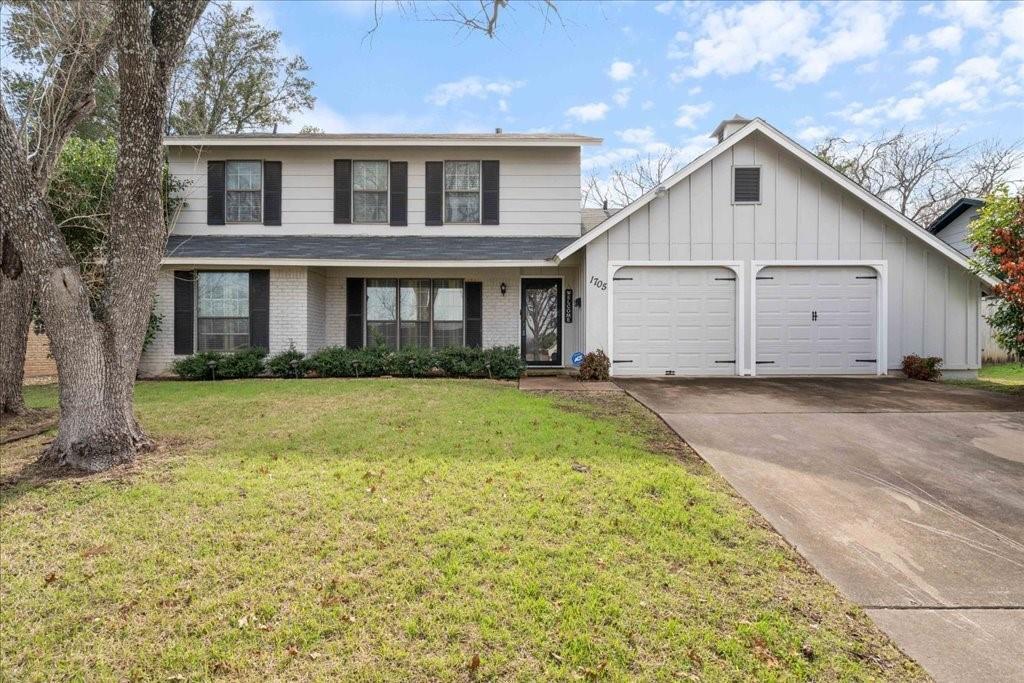 1705 Pebble Brook Dr in Austin, TX - Building Photo