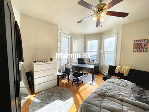 19 Sachem St, Unit 3 in Boston, MA - Foto de edificio - Building Photo