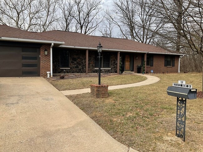 property at 33 Estates View Dr