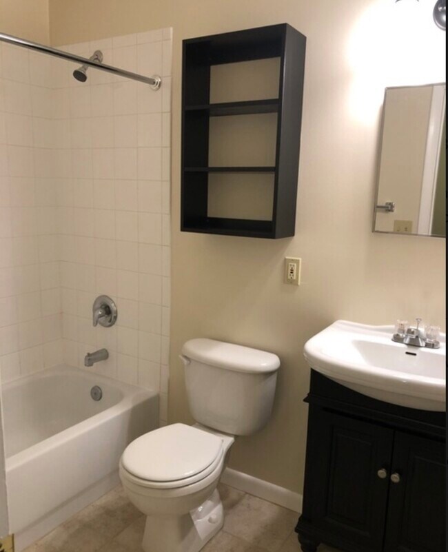 1201 Bretta St in Jacksonville, FL - Building Photo - Building Photo