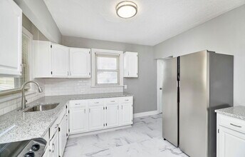 2313 Burns Ave in Overland, MO - Building Photo - Building Photo