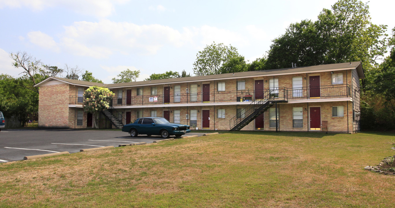 501-601 Deen Ave in Austin, TX - Building Photo