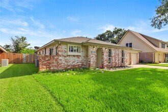826 Seacliff Dr in Houston, TX - Building Photo - Building Photo