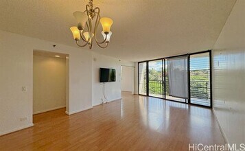 98-501-501 Koauka Loop in Aiea, HI - Building Photo - Building Photo