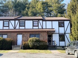 184 Wyndale Dr in Princeton, WV - Building Photo