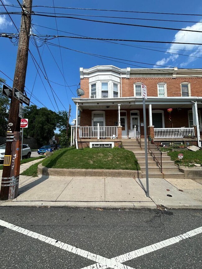 property at 5527 Ridge Ave