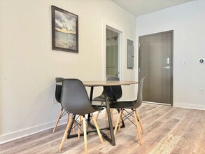 525 Parkway Dr NE in Atlanta, GA - Building Photo - Building Photo