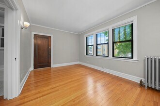 1939 Grove Ave in Berwyn, IL - Building Photo - Building Photo