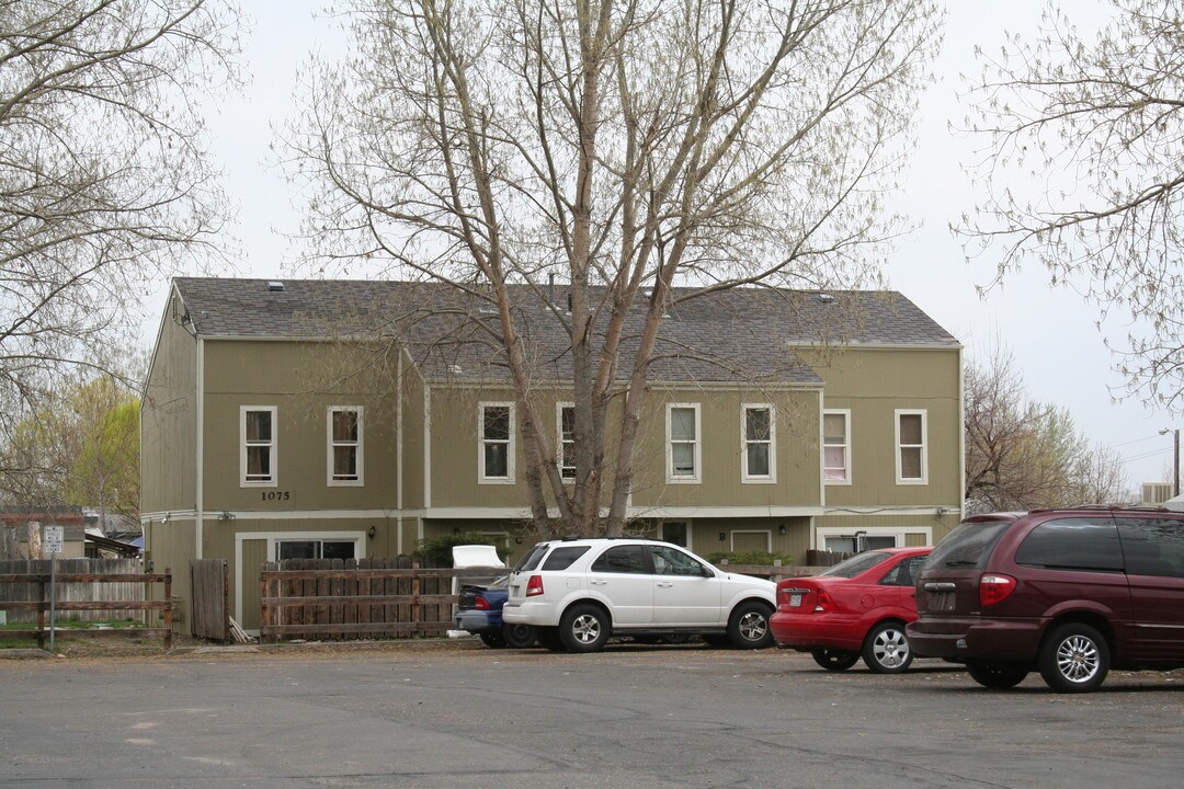 1075 Sir Galahad Dr in Lafayette, CO - Building Photo