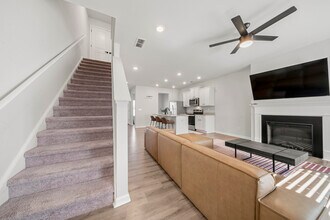 4316 Mallory Ct in Union City, GA - Building Photo - Building Photo