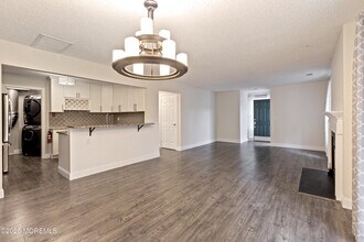 11 Boise Ct in Tinton Falls, NJ - Building Photo - Building Photo