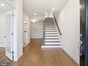 20305 Savin Hill Dr in Ashburn, VA - Building Photo - Building Photo