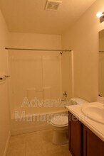 4044 S Lake Vista Dr in Saratoga Springs, UT - Building Photo - Building Photo