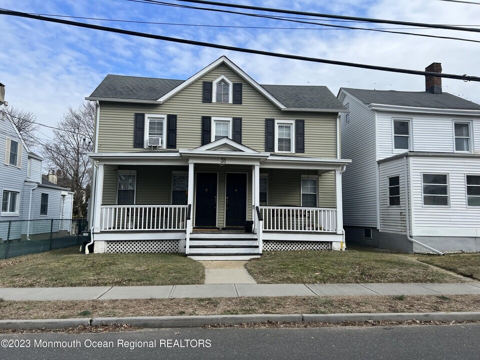 31 Washington St in Red Bank, NJ - Building Photo