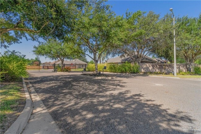 712 Steamboat Dr in Edinburg, TX - Building Photo - Building Photo