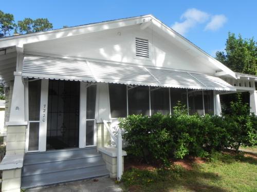 property at 7220 Clinton St