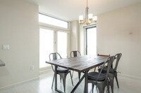 209 W Newton St, Unit 1 in Boston, MA - Building Photo - Building Photo