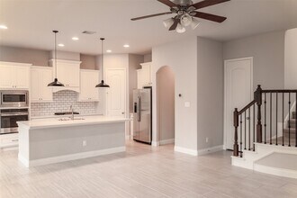 9535 Scanlan Heights Ln in Missouri City, TX - Building Photo - Building Photo