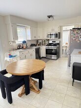 1058 Longford Rd in Bartlett, IL - Building Photo - Building Photo