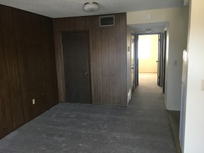 801 S Main St, Unit 4 in Warrensburg, MO - Building Photo - Building Photo