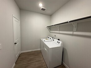 56 Valiant Ridge Trail in Magnolia, TX - Building Photo - Building Photo