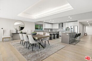 2391 Roscomare Rd in Los Angeles, CA - Building Photo