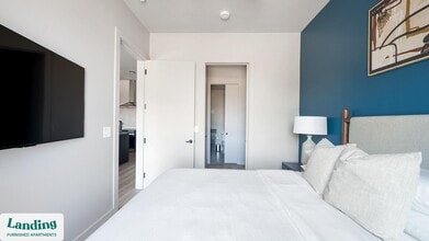 1090 Haysboro Ave, Unit 203 in Nashville, TN - Foto de edificio - Building Photo