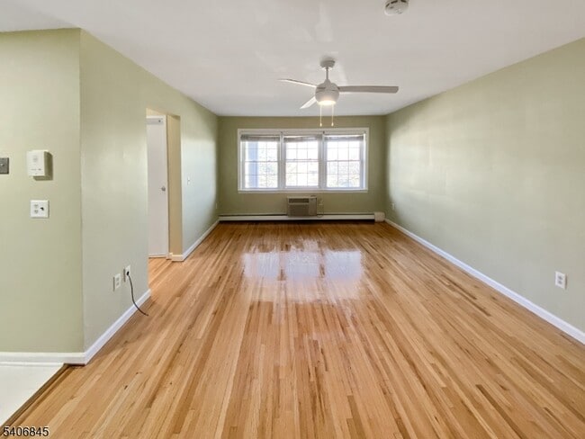 605 Grove in Clifton, NJ - Building Photo - Building Photo