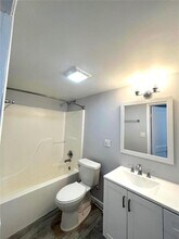 1002 Freeburg Ave in Belleville, IL - Building Photo - Building Photo