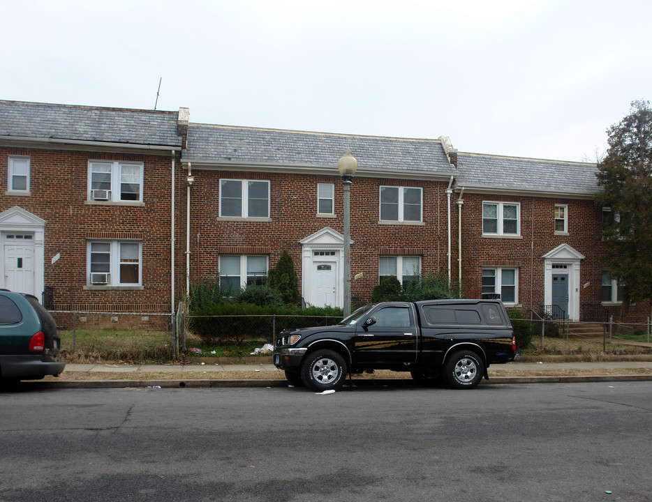 1313 Orren St NE in Washington, DC - Building Photo