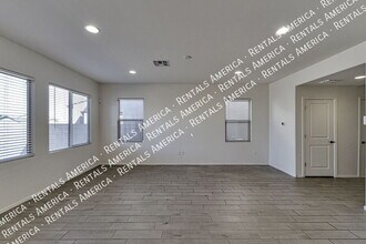 934 W Calle Las Varitas in Sahuarita, AZ - Building Photo - Building Photo