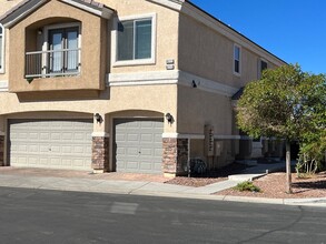 6677 Lookout Lodge Ln in North Las Vegas, NV - Building Photo - Building Photo