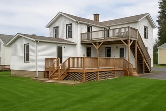 10 Mechanic St in Camillus, NY - Building Photo - Building Photo