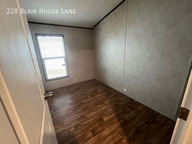 228 Blair House Ln in Wichita Falls, TX - Building Photo - Building Photo