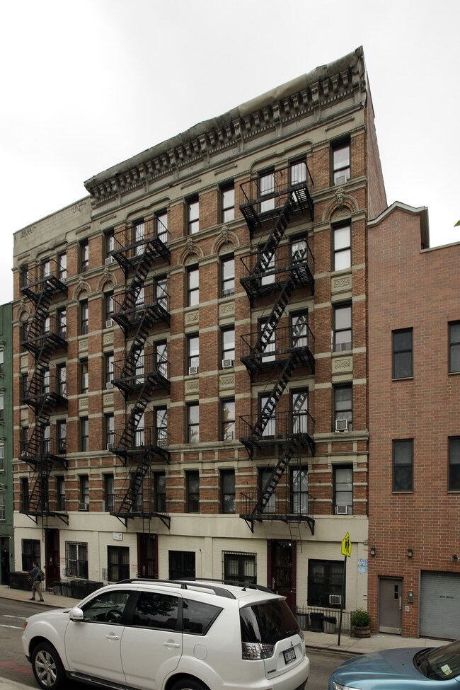 184 Norfolk St in New York, NY - Building Photo - Building Photo