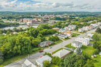 40 Monument Street in Winslow, ME - Foto de edificio - Building Photo