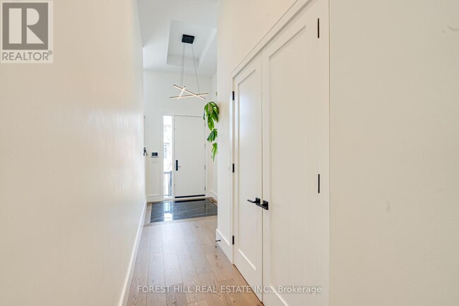 69 Harding Ave in Toronto, ON - Building Photo - Building Photo