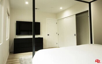 9042 Phyllis Ave in West Hollywood, CA - Building Photo - Building Photo