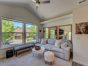 1910 Copper Ranch Ln in Hailey, ID - Foto de edificio - Building Photo