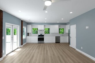 4100 Danforth Rd SW in Atlanta, GA - Building Photo - Building Photo