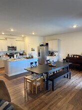 7968 Hickory Meadow Rd in Millington, TN - Building Photo - Building Photo