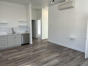 3716 Villa Terrace in San Diego, CA - Building Photo - Building Photo