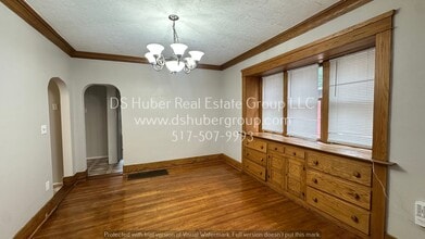 216 Marshall St in Lansing, MI - Building Photo - Building Photo