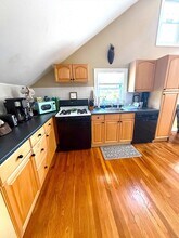 6 Skillings Rd in Winchester, MA - Building Photo - Building Photo