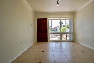 3222 Jemez Dr in San Diego, CA - Building Photo - Building Photo