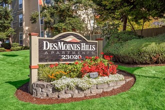 Des Moines Hills Apartments in Des Moines, WA - Building Photo - Building Photo