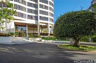6770 Hawaii Kai Dr in Honolulu, HI - Foto de edificio - Building Photo