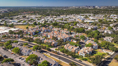 Churchill Crossing Apartments in Austin, TX - Building Photo - Building Photo