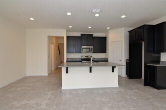 417 Merry Brook Cir in Sanford, FL - Building Photo - Building Photo